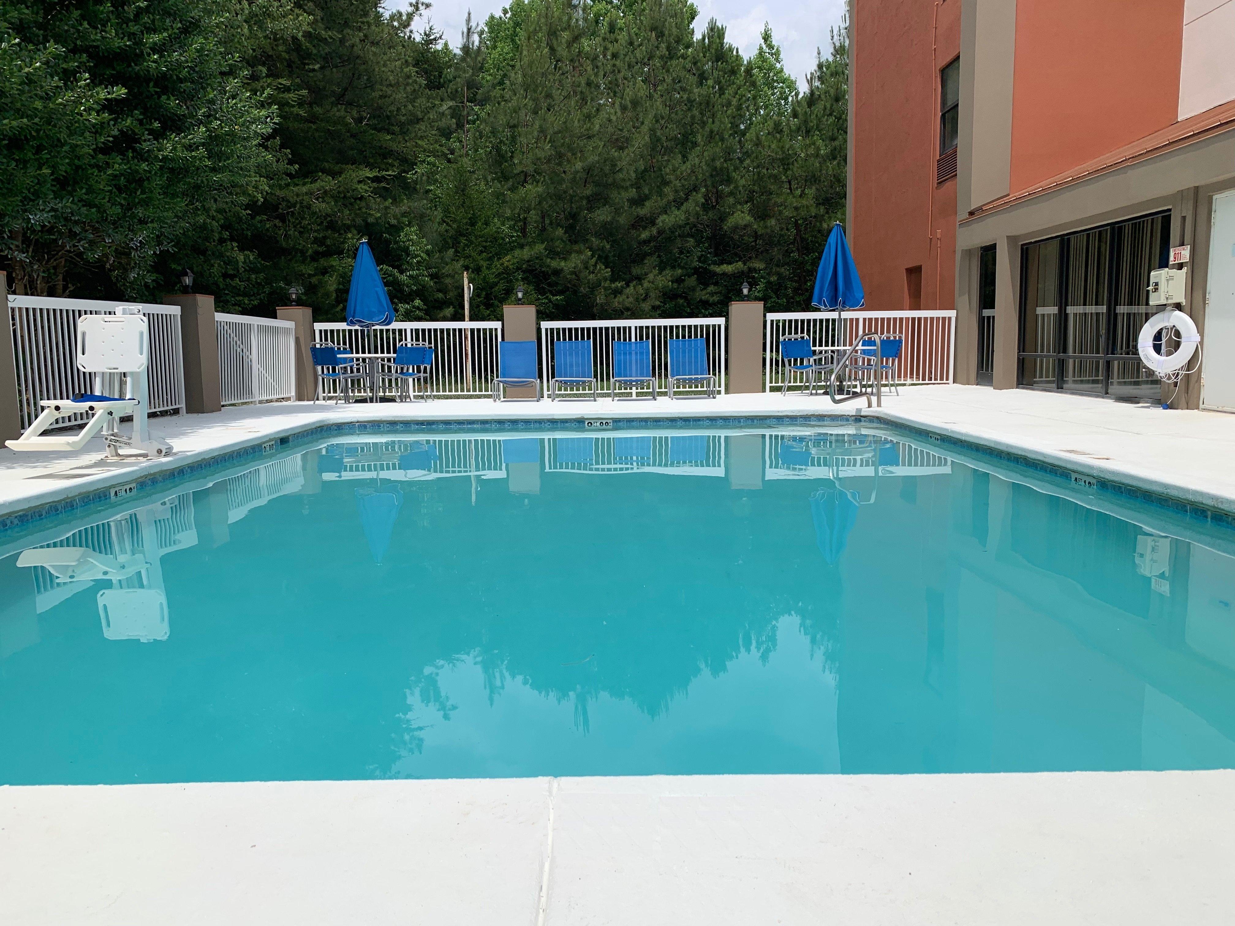Holiday Inn Express Hillsborough-Durham Area By Ihg Экстерьер фото